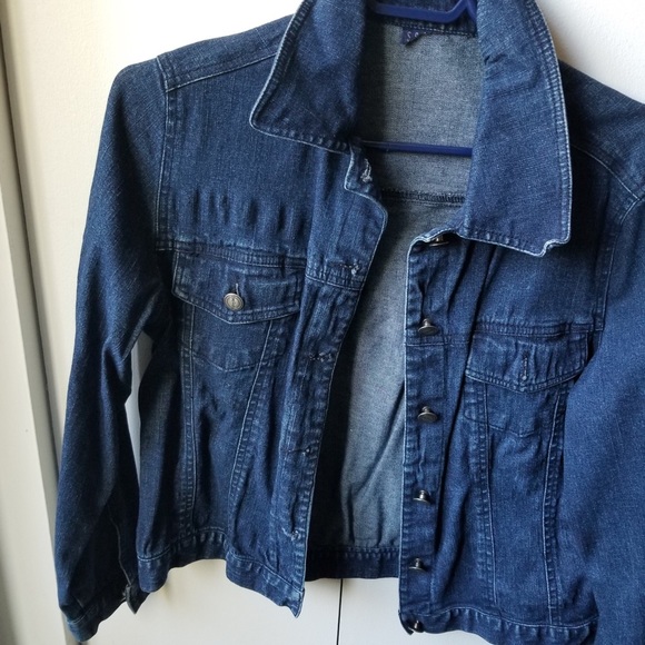 3/ $25 Denim jacket - Picture 1 of 3